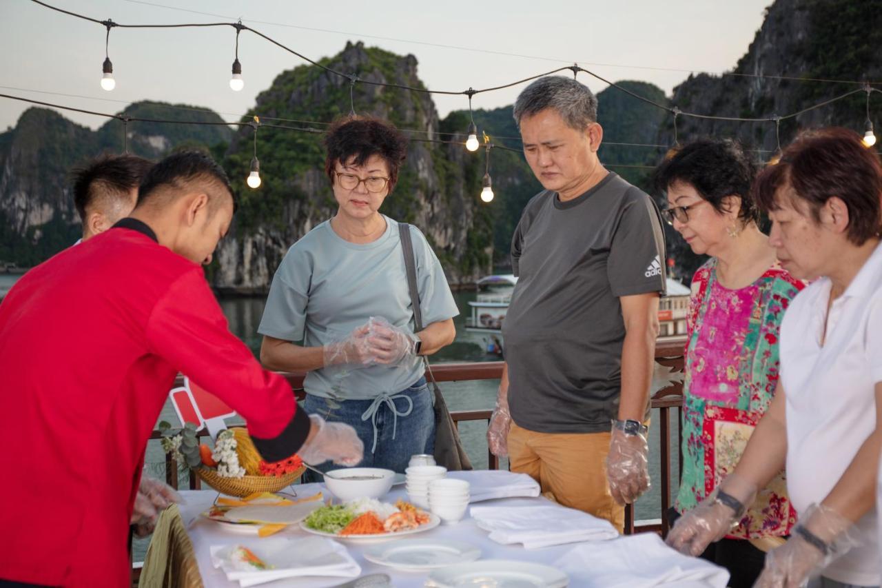 ホテルAmanda Cruise Ha Long Bay エクステリア 写真