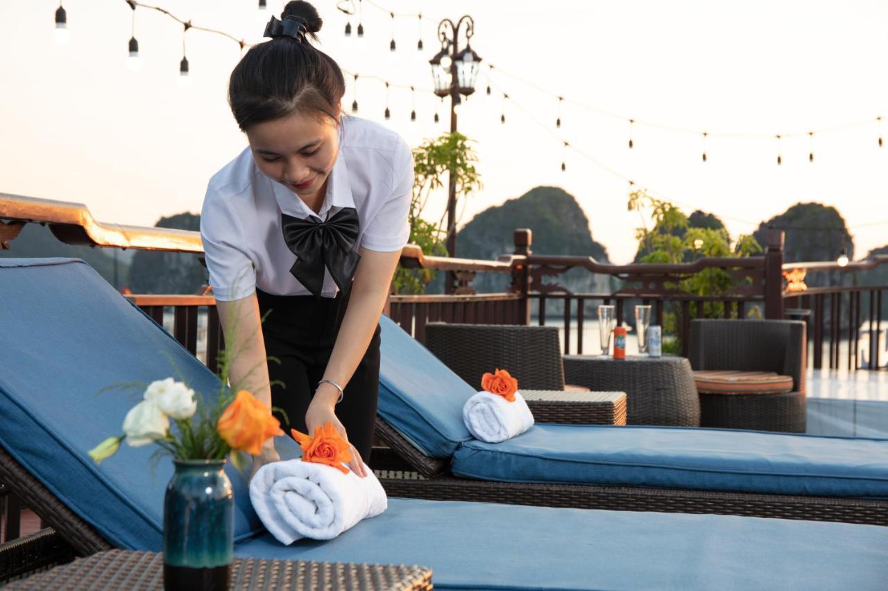 ホテルAmanda Cruise Ha Long Bay エクステリア 写真